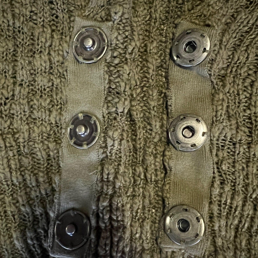 Free People Moss Green Chunky Knit Cardigan Size M NWT - Picture 12 of 14